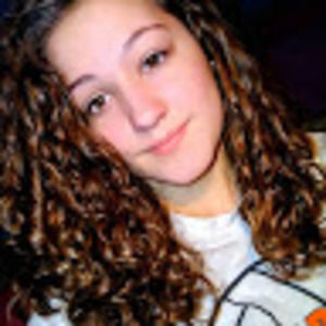 Meet your Posher, Simone